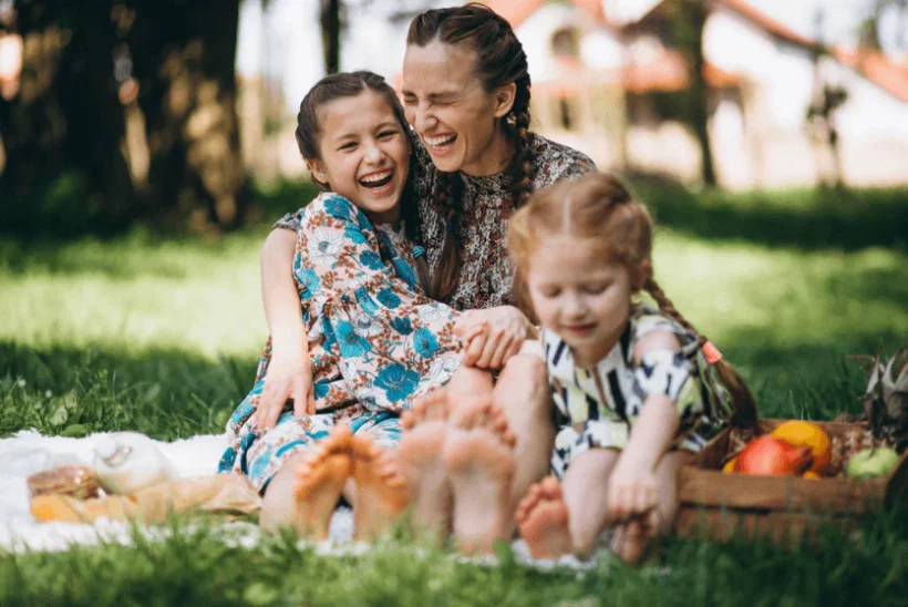 چرا مادری به اشتباه به یک مسابقه تبدیل می‌شود؟