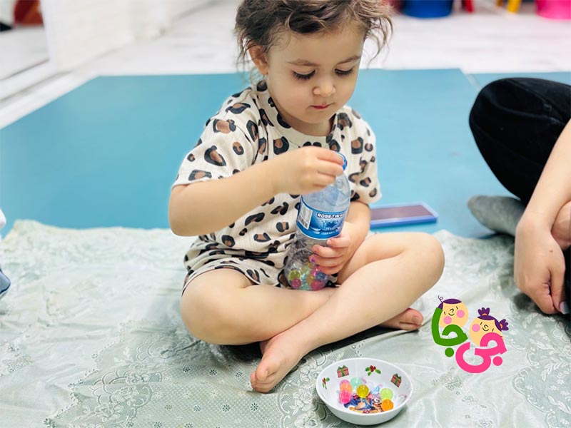 بازی های حسی در کارگاه مادر و کودک